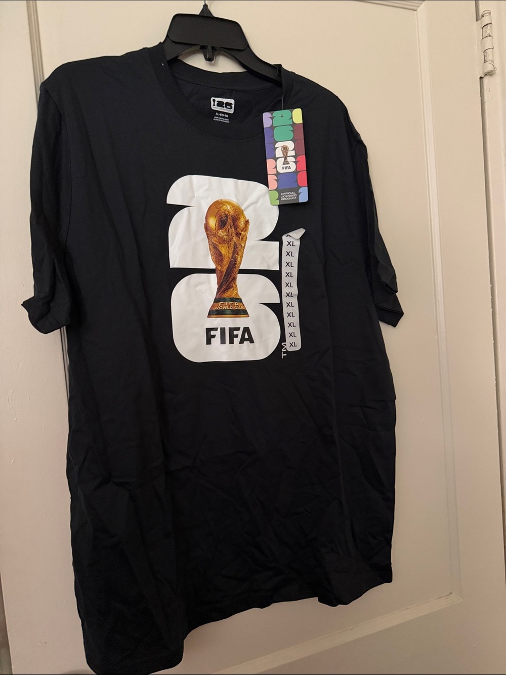 Men's FIFA Black Short-Sleeve Graphic T-Shirt - XL NWT